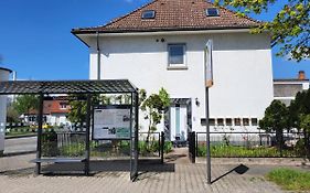 A Comfortable And Modern Newly Renovated Apartment